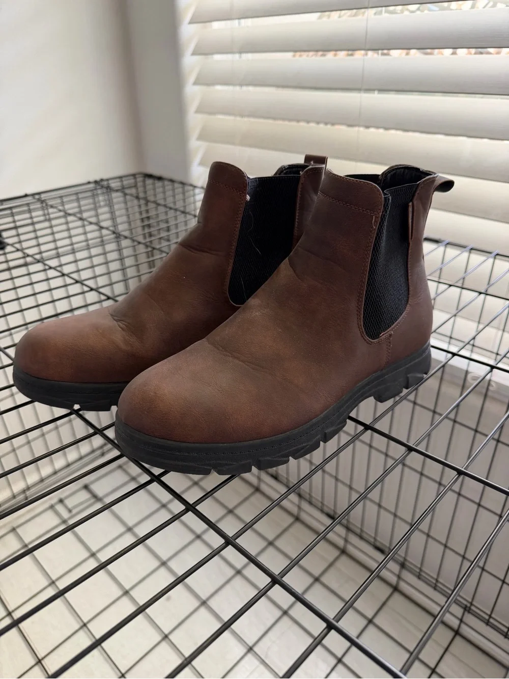 Nautica Brown Leather-Look Chukka Boots with Black Elastic Panels